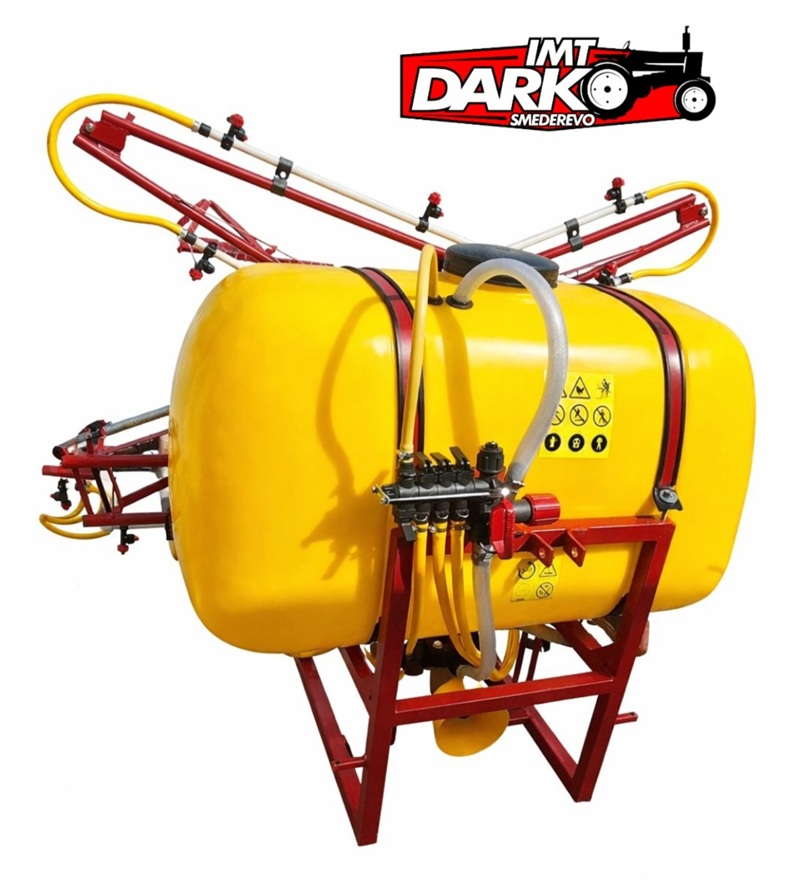 TRAKTORSKA PRSKALICA 440L - 8M GRANE - POLJSKA PUMPA TRAKTORSKA PRSKALICA 440L - 8M GRANE - POLJSKA PUMPA - Slika 1