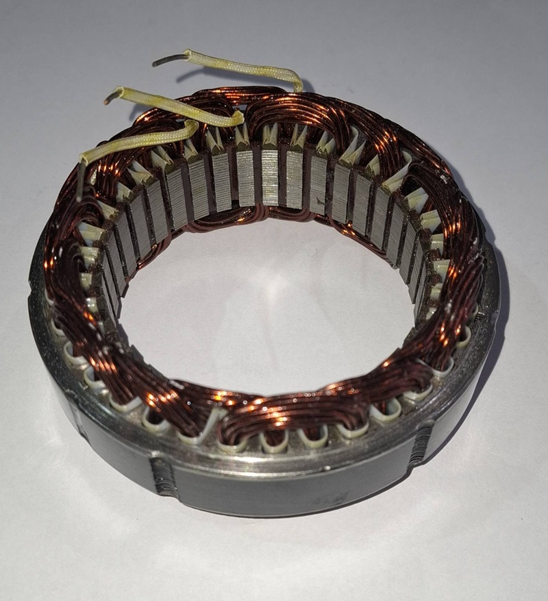 16.350.003 - STATOR ALTERNATORA - AAQ 28v 55A 16.350.003 - STATOR ALTERNATORA - AAQ 28v 55A - Slika 1